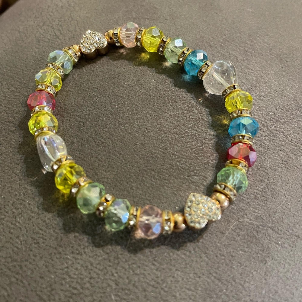 Source Unknown Sparkling Heart Beaded Bracelet